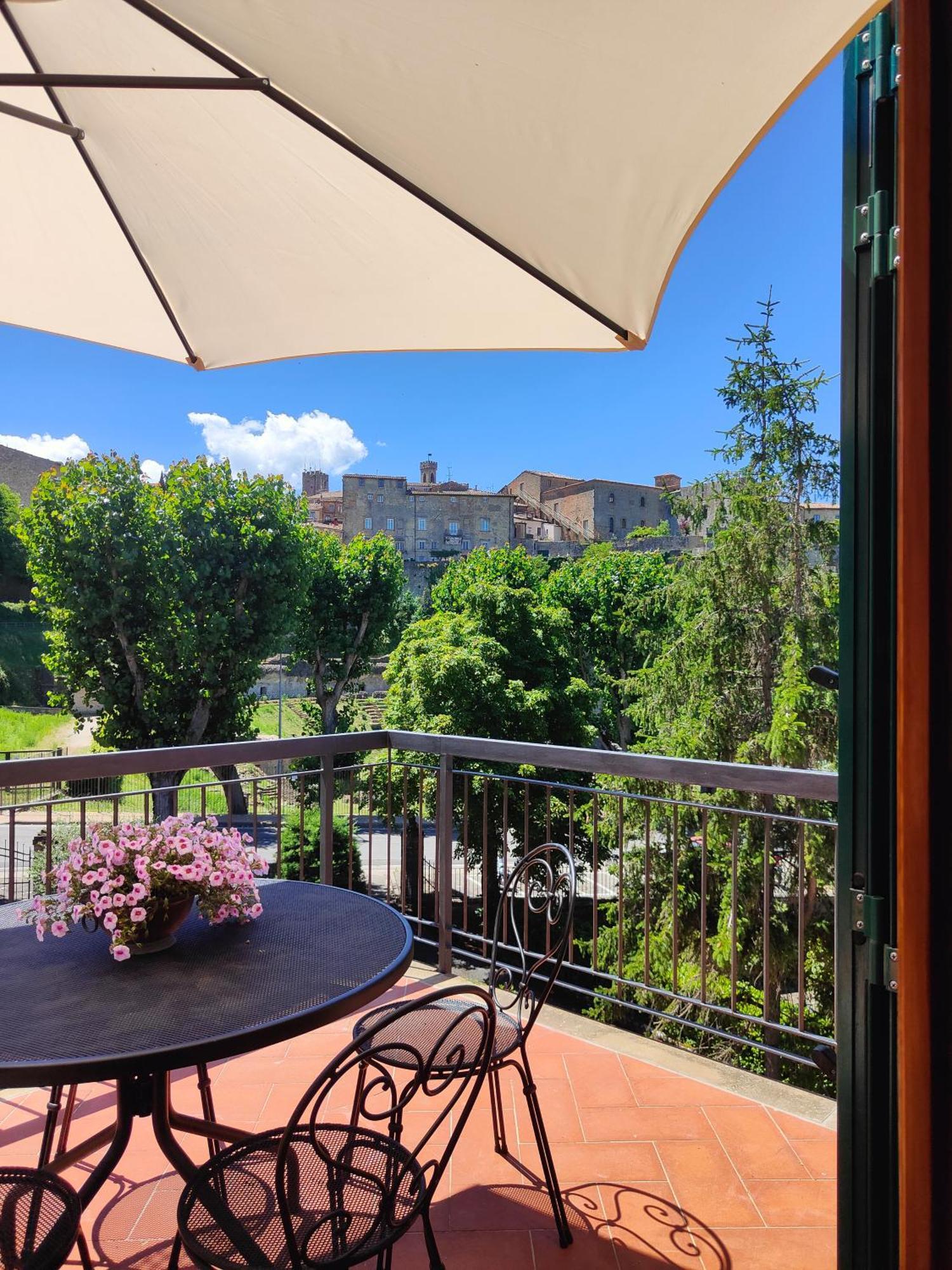 Appartement La Domus Di Marta à Volterra Extérieur photo
