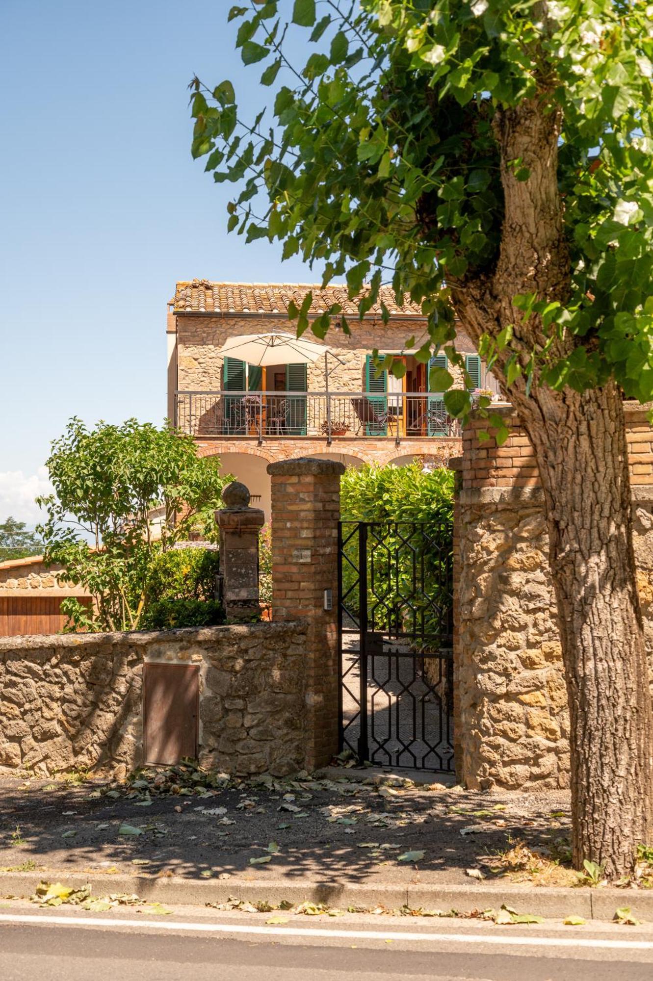 Appartement La Domus Di Marta à Volterra Extérieur photo